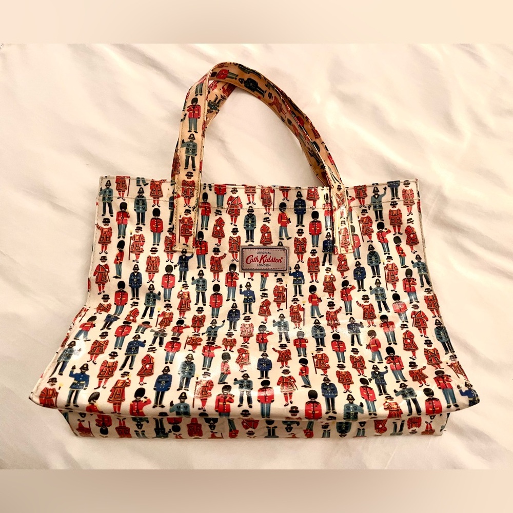 Cath Kidston beefeater tote bag.
